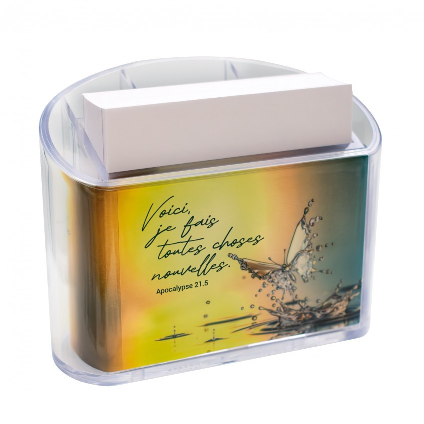 Porte-crayons et bloc-note "Combi" - "Voici, je fais toutes choses nouvelles." Porte-crayons et bloc-note "Combi" - "Voici, je fais toutes choses nouvelles."